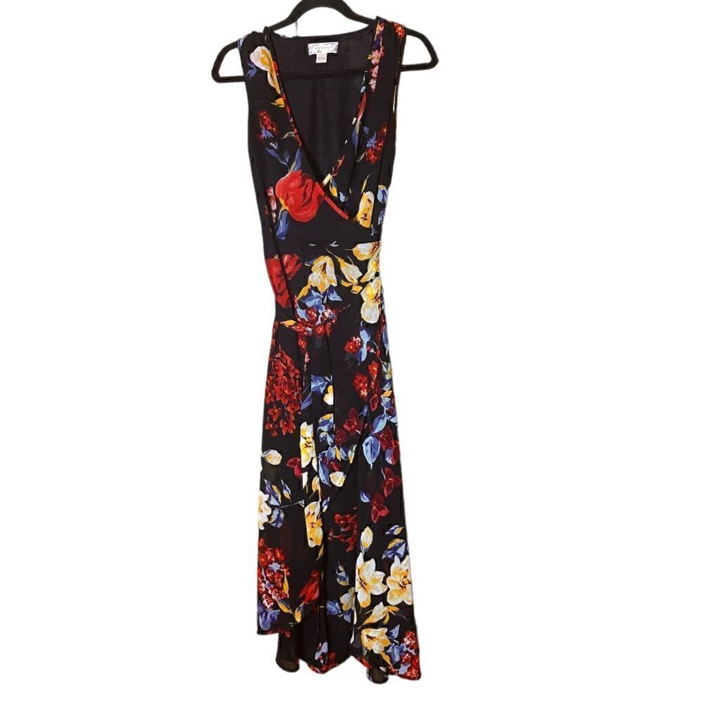Band Of Gypsies‎ Red and Black Asymmetrical Floral Wrap Dress Size XS